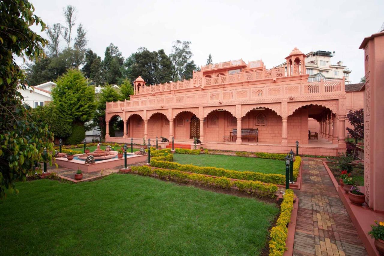 Stayvista At Pink Palace Rajasthani Decor Ooty Exterior photo